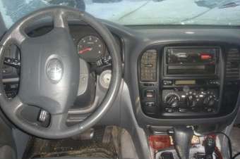 2002 Toyota Land Cruiser Wallpapers
