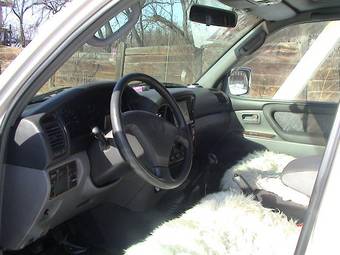 2002 Toyota Land Cruiser Pictures