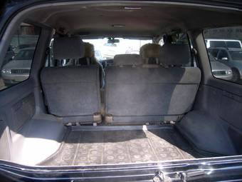 2002 Toyota Land Cruiser Photos