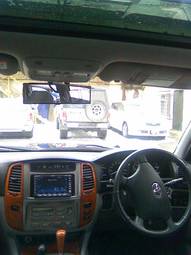 2002 Toyota Land Cruiser Images