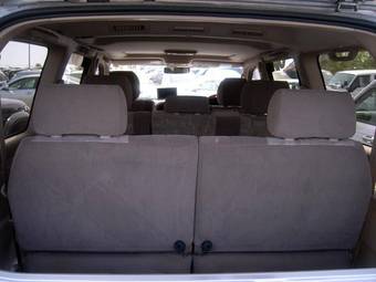 2002 Toyota Land Cruiser Photos