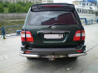2002 Toyota Land Cruiser Wallpapers