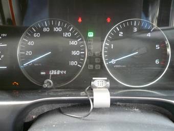 2002 Toyota Land Cruiser Photos