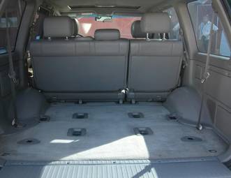 2002 Toyota Land Cruiser Pictures