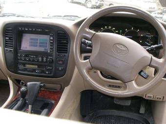 2002 Toyota Land Cruiser Wallpapers