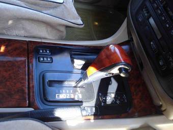 2002 Toyota Land Cruiser Images