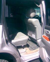 2002 Toyota Land Cruiser Photos