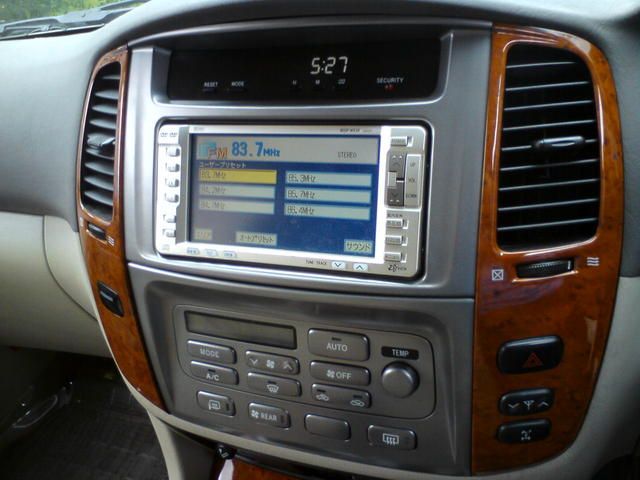 2003 Toyota Land Cruiser