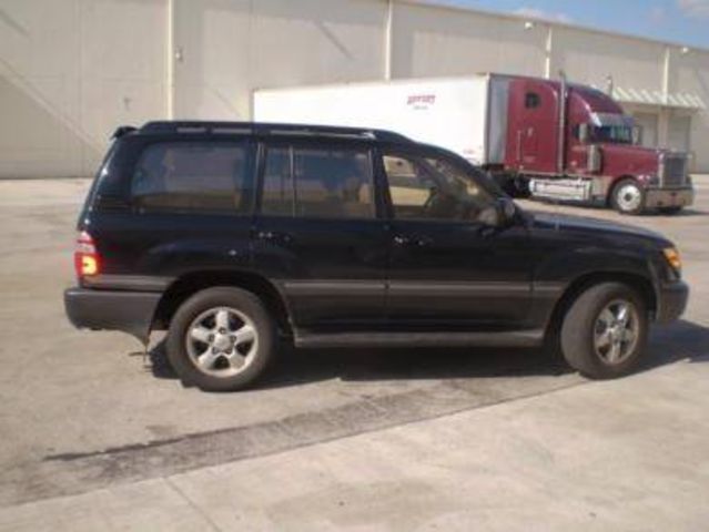 2003 Toyota Land Cruiser