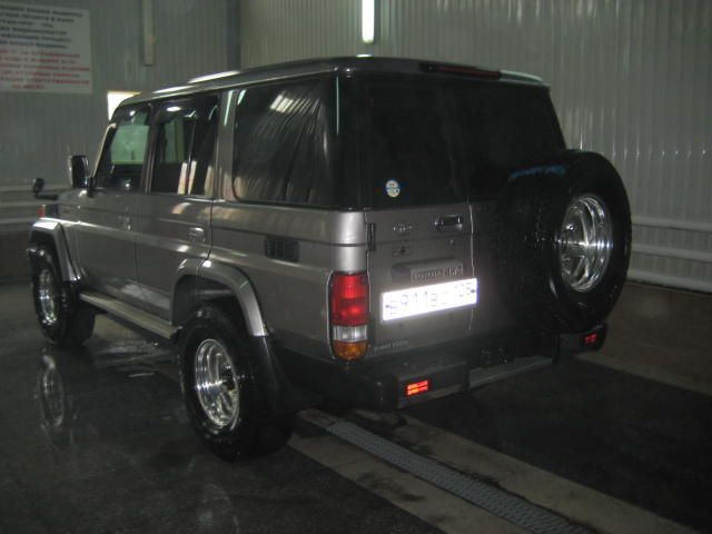 2003 Toyota Land Cruiser