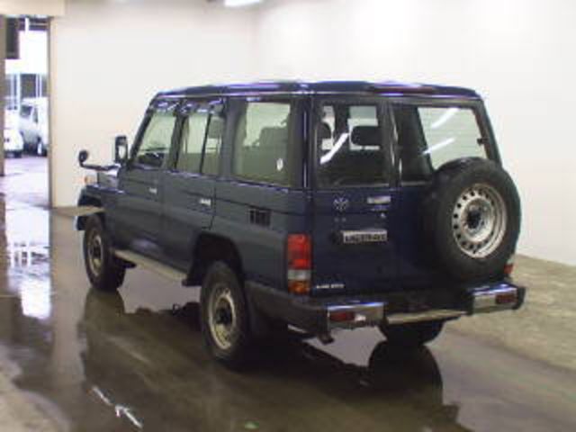 2003 Toyota Land Cruiser