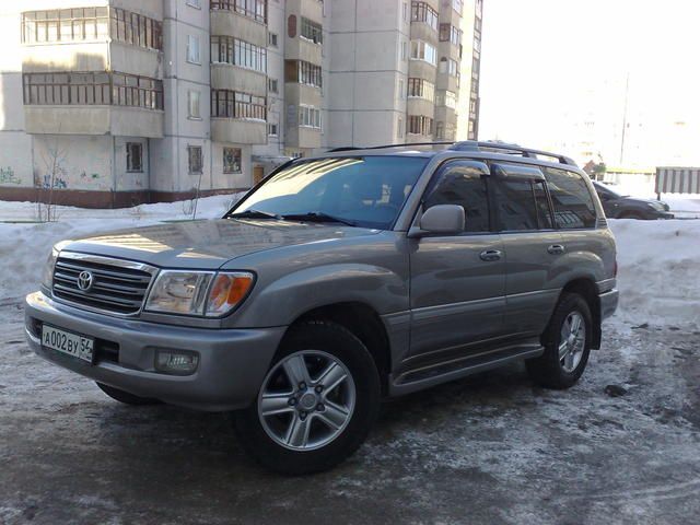 2003 Toyota Land Cruiser