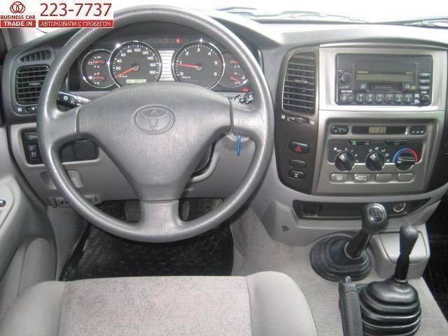 2003 Toyota Land Cruiser