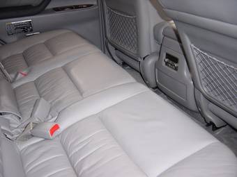 2003 Toyota Land Cruiser Pictures