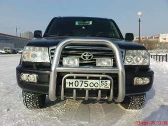 2003 Toyota Land Cruiser Pics