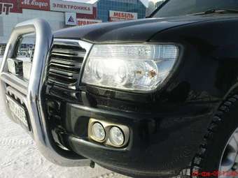 2003 Toyota Land Cruiser Photos