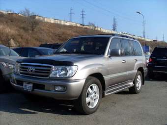 2003 Toyota Land Cruiser Wallpapers