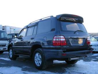 2003 Toyota Land Cruiser Photos