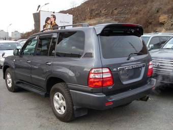 2003 Toyota Land Cruiser Pics