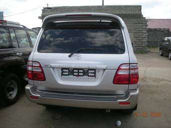 2003 Toyota Land Cruiser Pictures