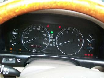 2003 Toyota Land Cruiser Pictures