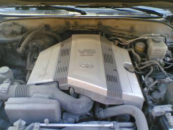 2003 Toyota Land Cruiser Pictures