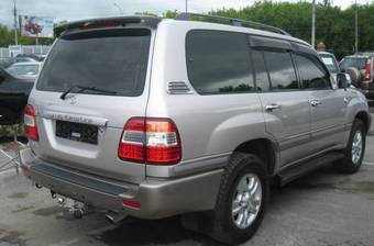 2003 Toyota Land Cruiser Photos