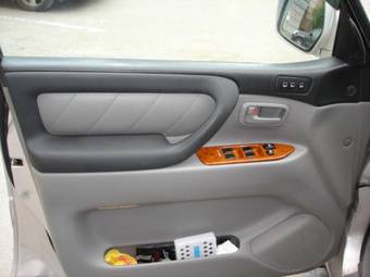2003 Toyota Land Cruiser For Sale