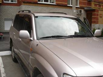 2003 Toyota Land Cruiser Pictures
