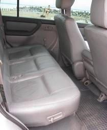 2003 Toyota Land Cruiser Photos
