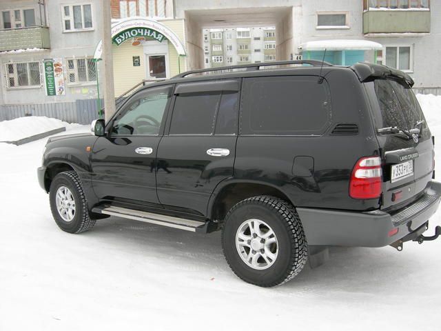 2004 Toyota Land Cruiser