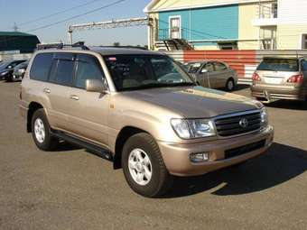 2004 Toyota Land Cruiser