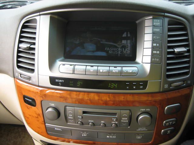 2004 Toyota Land Cruiser