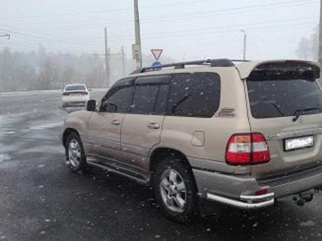 2004 Toyota Land Cruiser