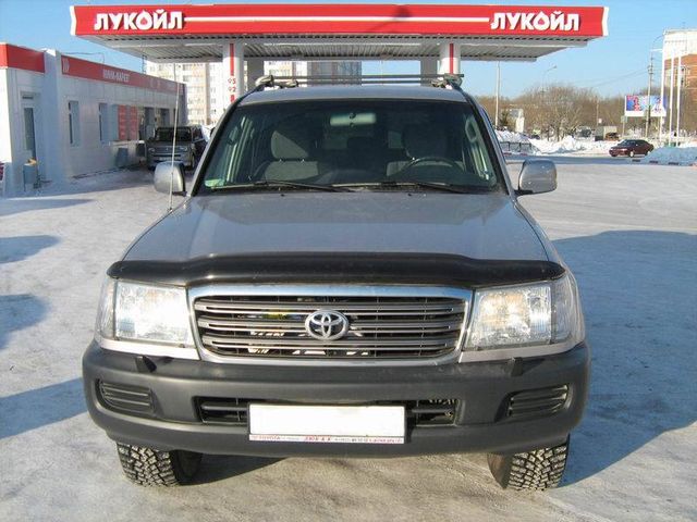 2004 Toyota Land Cruiser