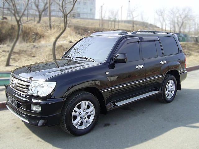 2004 Toyota Land Cruiser