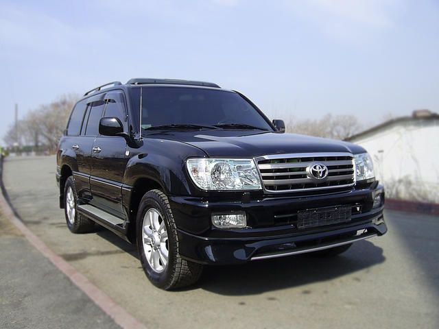 2004 Toyota Land Cruiser