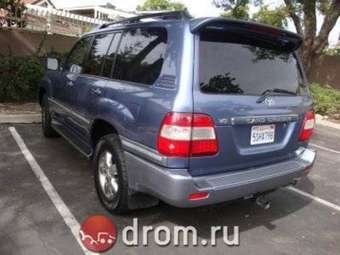 2004 Toyota Land Cruiser Pictures