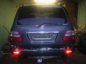 2004 Toyota Land Cruiser Photos