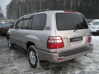 2004 Toyota Land Cruiser Wallpapers
