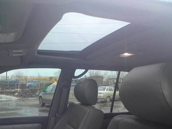 2004 Toyota Land Cruiser Pics