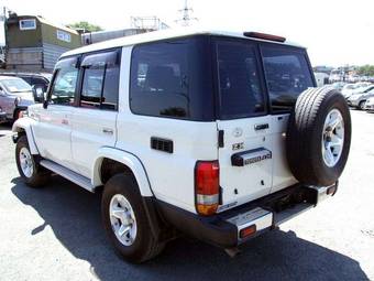 2004 Toyota Land Cruiser For Sale