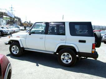 2004 Toyota Land Cruiser Wallpapers
