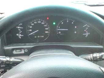 2004 Toyota Land Cruiser Pics