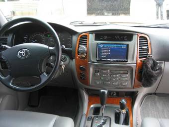 2004 Toyota Land Cruiser For Sale