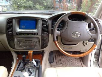 2004 Toyota Land Cruiser For Sale