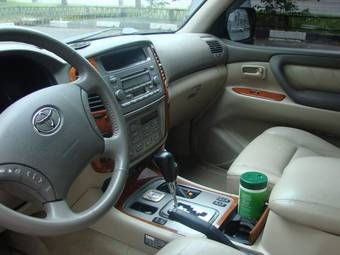 2004 Toyota Land Cruiser For Sale