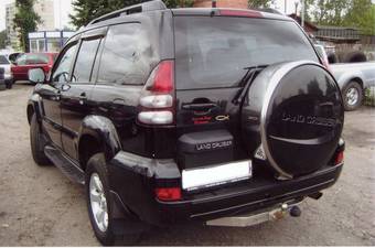 2004 Toyota Land Cruiser Wallpapers