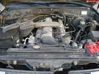 2005 Toyota Land Cruiser Images
