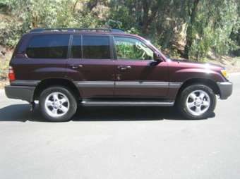 2005 Toyota Land Cruiser Pictures